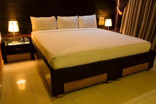 Hotel Country Inn image 17