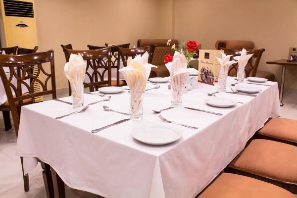 Hotel Country Inn image 3